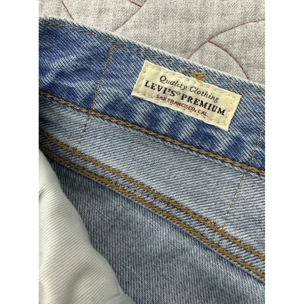 Levi's Premium‎ 501' 93 Pride Denim Jeans Men's 38x32 Blue Distressed Straight